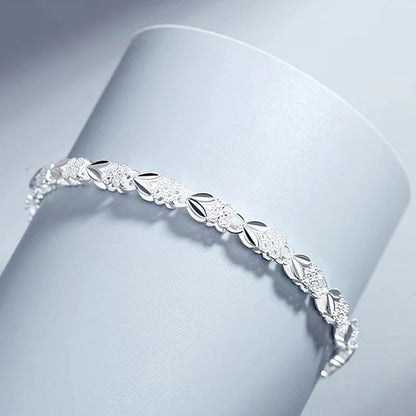 🔥Kúp 1 získaj 1 zadarmo🔥Elegantný náramok s lesklou ďatelinou