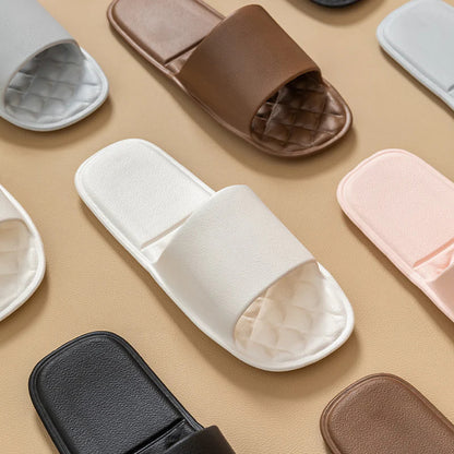 【✨ Pohodlné na nosenie, rýchlo schnú a dajú sa ľahko zložiť do batožiny;】Skladacie, protišmykové jednorazové sprchové papuče