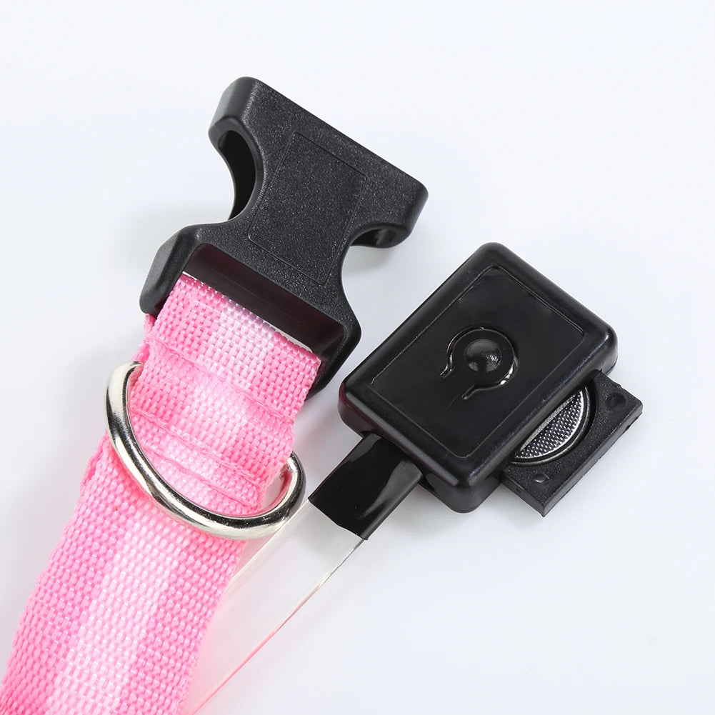 【🐾 Vaše domáce zvieratá sú v bezpečí!】Svietiaci obojok pre domáce zvieratá