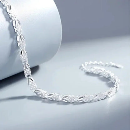 🔥Kúp 1 získaj 1 zadarmo🔥Elegantný náramok s lesklou ďatelinou