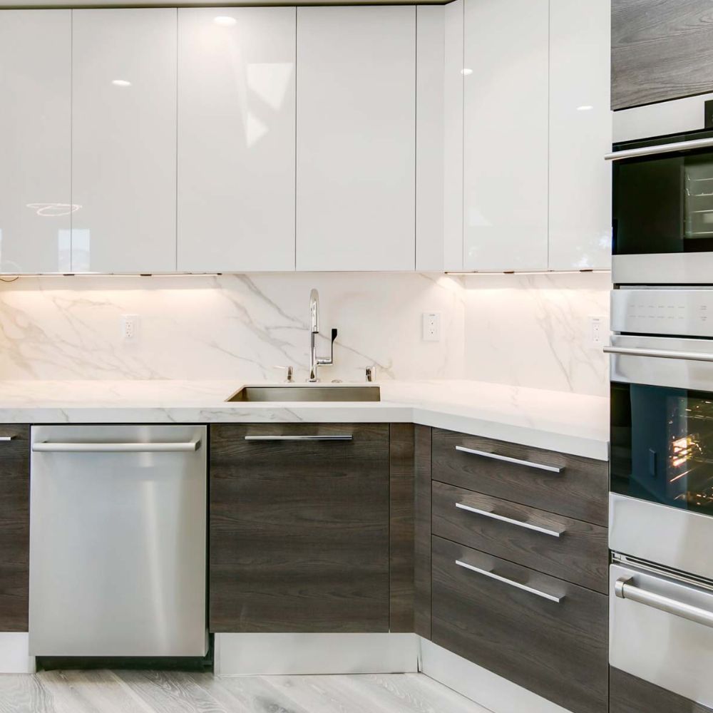 【💡Jednoduchá inštalácia a jednoduché používanie】Senzorové kuchynské svetlo