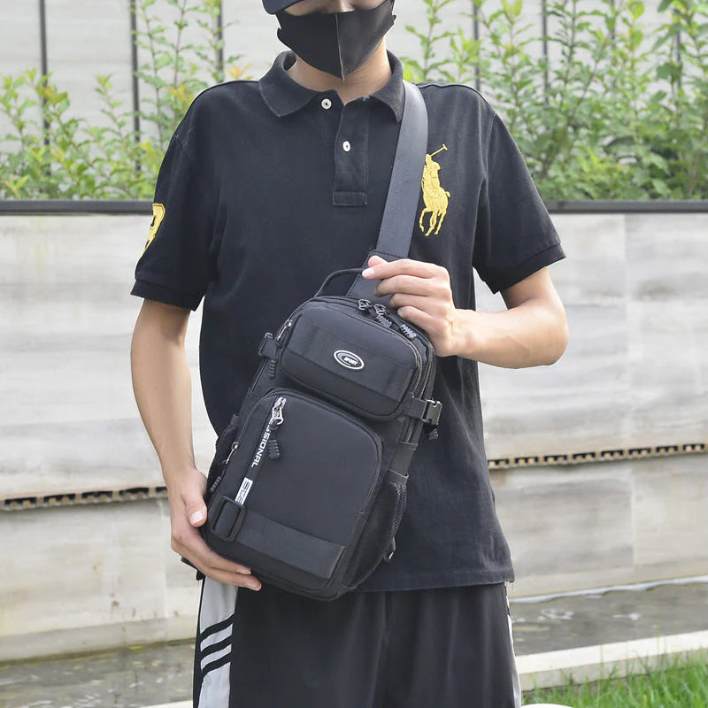 【💪🏻Najlepší pomocník, keď idete von】Nastaviteľná náprsná taška z oxfordskej látky