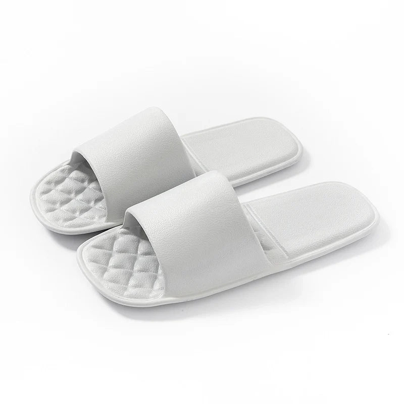 【✨ Pohodlné na nosenie, rýchlo schnú a dajú sa ľahko zložiť do batožiny;】Skladacie, protišmykové jednorazové sprchové papuče