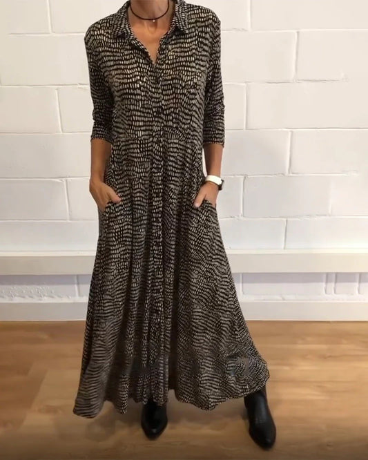 👗Elegancka sukienka z klapami a kieszeniami