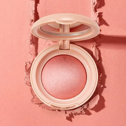 Letný výpredaj so zľavou 49 % -- Rozjasňujúca lícenka Bloom Up Baked