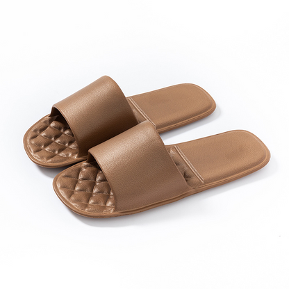 【✨ Pohodlné na nosenie, rýchlo schnú a dajú sa ľahko zložiť do batožiny;】Skladacie, protišmykové jednorazové sprchové papuče